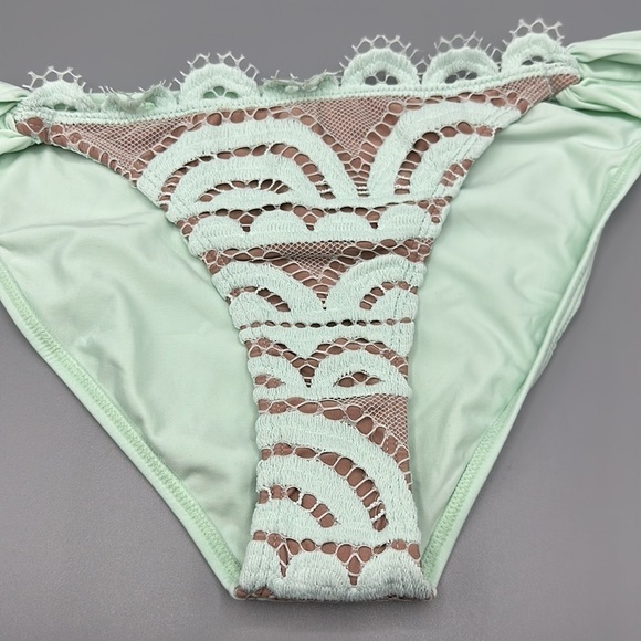 PILYQ NWT Azura Lace Overlay Fanned Full Teeny Bikini Bottoms Size Large - Picture 3 of 9